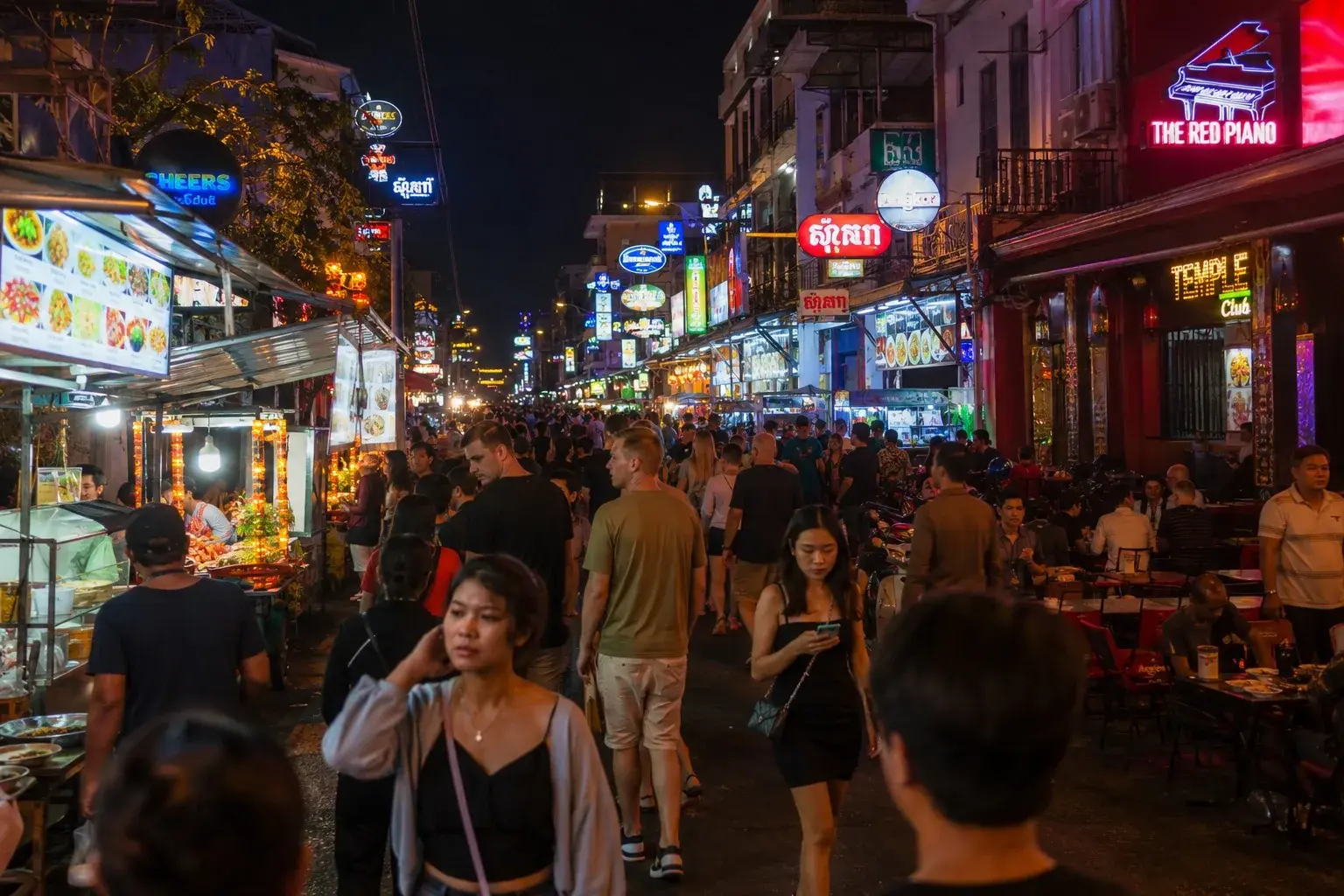 The Walking Street, Phnom Penh at night